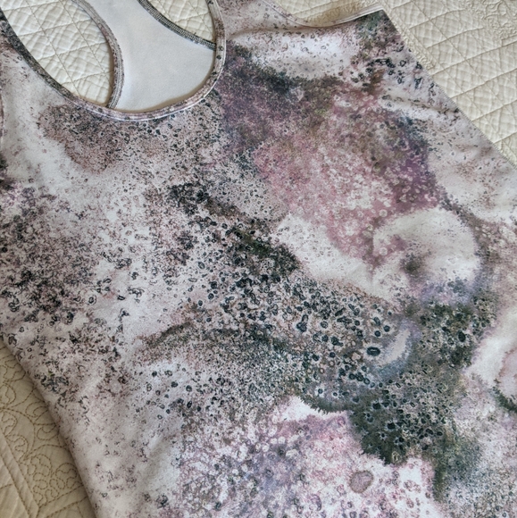 Lululemon Cool RacerbackTank Topin Sugar Crush - Picture 5 of 6